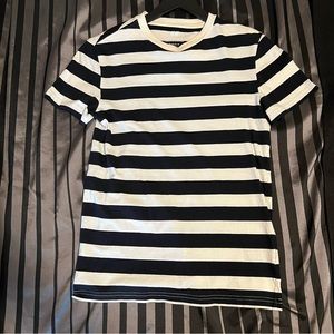 Mens Size XS Short Sleeve T Shirt